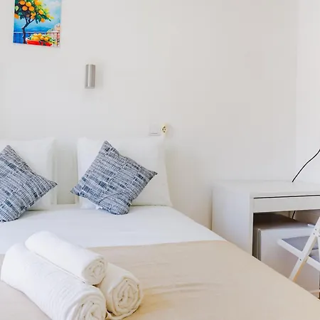 - Arroios Praca Do Chile Lissabon