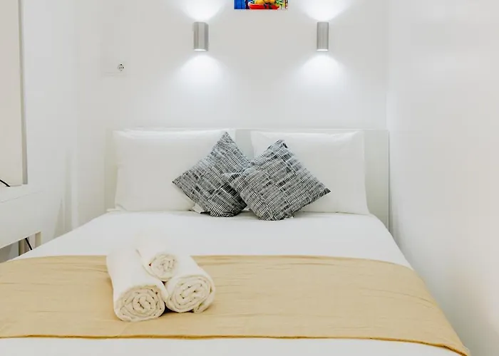 - Arroios Praca Do Chile *