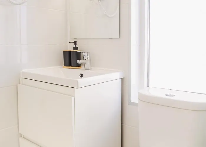 - Arroios Praca Do Chile