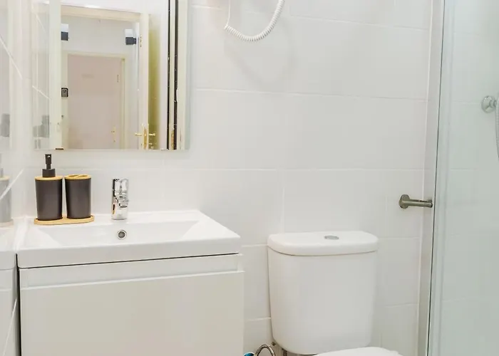 - Arroios Praca Do Chile