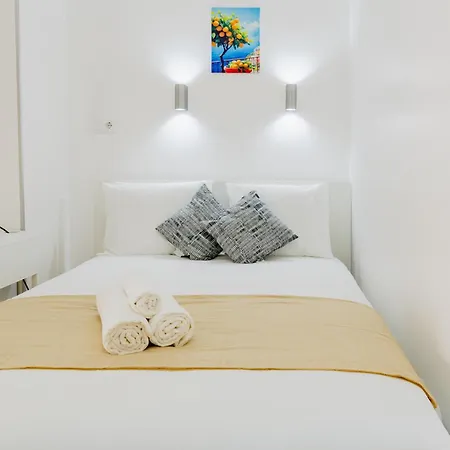 - Arroios Praca Do Chile *