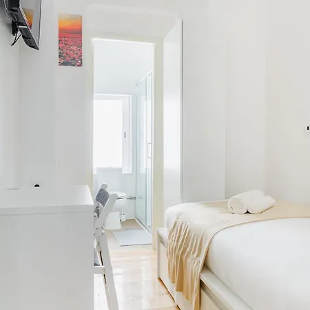 - Arroios Praca Do Chile Pansiyon Lisboa