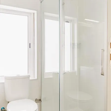 - Arroios Praca Do Chile *